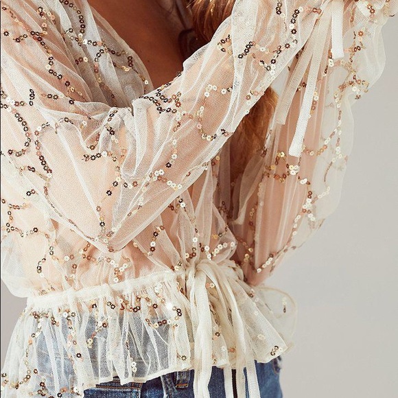 Urban Outfitters Stevie Tie Front Top Size Large - Picture 2 of 6